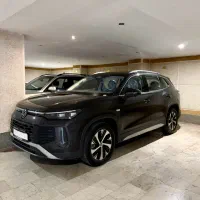فولکس واگن تایرون 2025