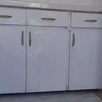 کابینت فلزی سه در