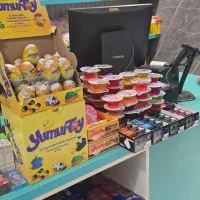 فروشنده خانوم برای بوفه بیمارستان