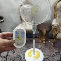 دوتا پنکه سانی کنترلی و پارس خزر سالم وتمیز