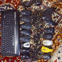 موس‌وکیبورد‌وآینه‌‌وسط