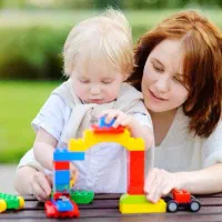 آموزش مهارت‌های ارتباطی و رفتاری کودکان در اصفهان