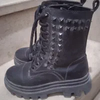 نیم بوت وکیف مجلسی