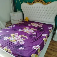 فروش ست تخت همراه  پا تختی و میز ارایش مشکی