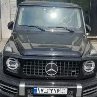 منشی نمایشگاه سواری
