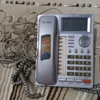 تلفن رو میزی