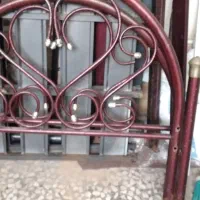 تخت خواب فلزی