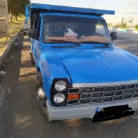 راننده نیسان