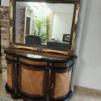 کنسول و آینه