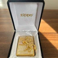 فندک زیپو اصلی طرح اسب با پس زمینه صدف طبیعی