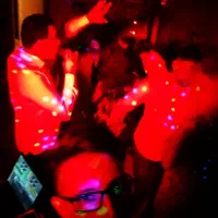 دی جی دیجی ارکستر موزیکdj DJ خدمات مجالس باغ تالار