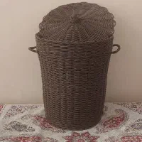 سبد رخت با مفتول پلاستیکی دست بافت