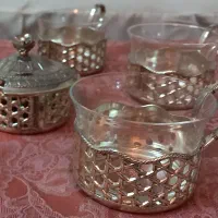 گیره استکان و استکان