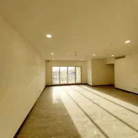 ۱۳۵متر × سه خوابه × برج باغ × دونبش ×تجهیز شده