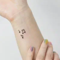 تتو بدن و اکستنشن مژه و لیفت ابرو و مژه