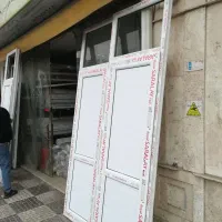 تعمیر در پنجره‌ یو پی وی سی upvc توری پلیسه و شیشه