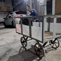 گاری چهارچرخ