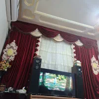 دو عدد پرده و 8عدد روبالشتی و 5 فرش12متری یکدست