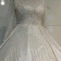 فروش تعدادی لباس عروس سفید