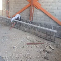 کارگر جوشکار و نماکار