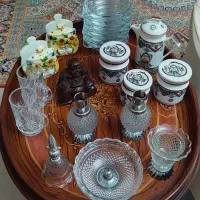 ظروف آنتیک و قدیمی کاملا سالم در حد نو