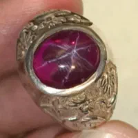 انگشتر یاقوت استار