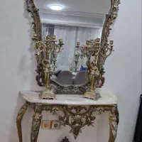 آینه و شمعدان و ساعت