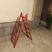 نردبان و چهار پایه