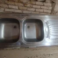 سینگ|آبچکان و نظمدهنده ظروف|میانه, |دیوار