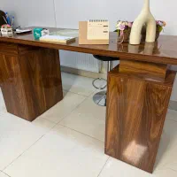 میز کار،کاملا سالم از بهترین نوع ام دی اف