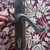 قفل و دستگیره در