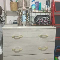 دراور آینه ای با کشو