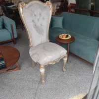 صندلی میزبان فرانسوی