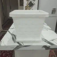 گلدان پلاستیکی همراه زیر گلدانی