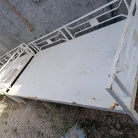تخت  حیاطی سنگین قدیمی