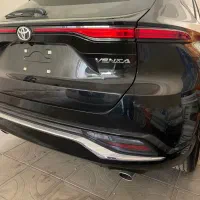 تویوتا ونزا لاکچری