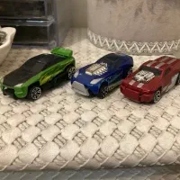 ۳ عدد هات ویلز باهم فقط ۵۰۰ تومن hot wheels