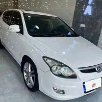 هیوندا i30