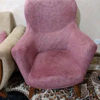 مبل ۵ نفره و میز عسلی