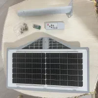 پرژکتور و چراغ خورشیدی