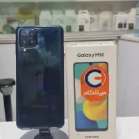 سامسونگ M32