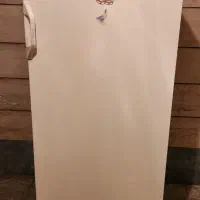یخچال فرور کارکرده سالم