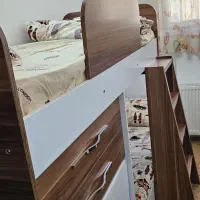 تخت دو طبقه
