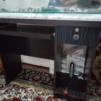 میز کامپیوتر سالم