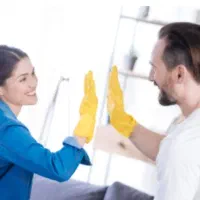 آقا هستم  کمک در منزل و نگهداری