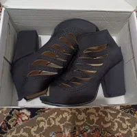 کفش مجلسی زنانه سایز 38 کاملا نو