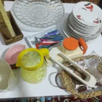 تعدادی ظرف وظرف چینی قدیمی ارزان قیمت