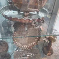 ظروف مسی کاملا نو داخل بوفه