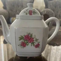 قوری گل سرخی
