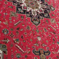 فرش زرشکی